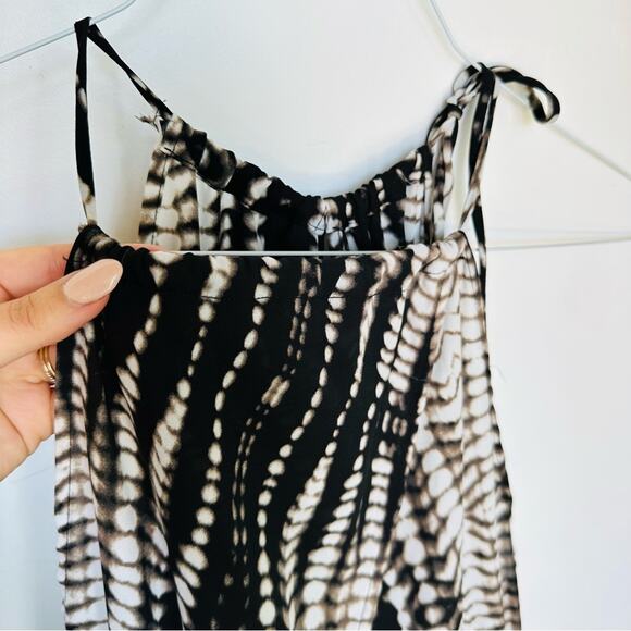NEW NORDSTROM LEITH Black Brown White Print Shorts Tank Top Halter Tie Romper M - Picture 8 of 12